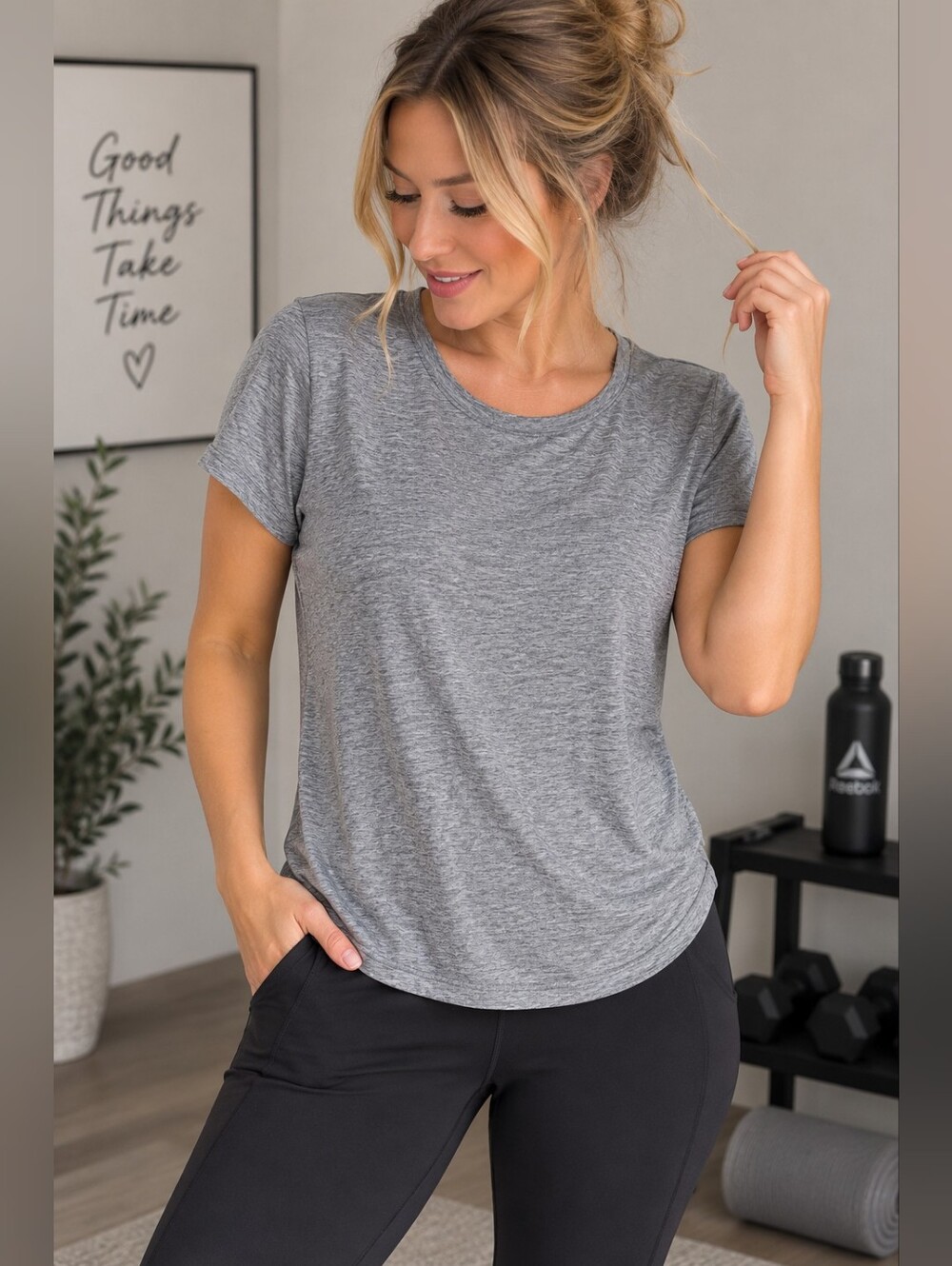 Reebok Women's Large Heather Gray Athletic Workout Tee Activewear